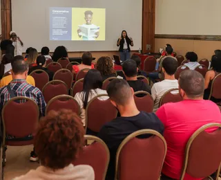 A TARDE Educação realiza oficina para professores em parceria com IAT