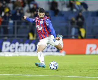 Após cobrança de Ceni, Michel Araújo deslancha no Bahia