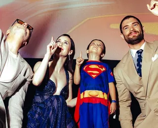 Atriz de Superman posta foto de camisa do Bahia; veja