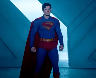 Cinema vai dar ingresso grátis para quem for de cueca por cima da roupa