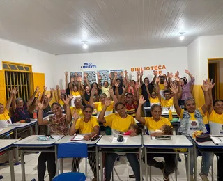 Educação em Morro do Chapéu anuncia bolsa para estudantes da EJA