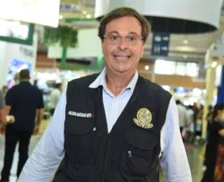 Ex-ministro é preso pela Polícia Federal por tentar ajudar Mauro Cid