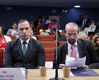 Defesa diz que perfil atribuído a Cid é falso e pede investigação