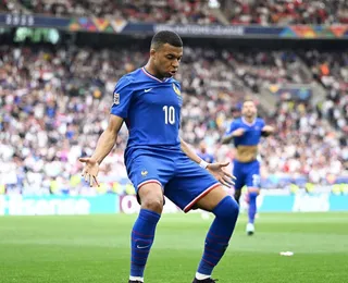 Mbappé atinge marca histórica e França bate a Alemanha na Nations