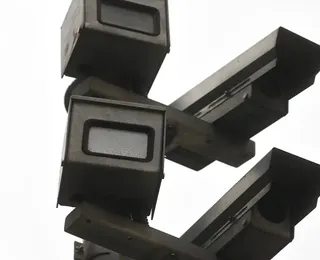 Novo radar do governo já está multando milhares de motoristas
