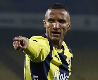 Rodrigo Becão dá prioridade à Europa após ter nome ligado ao Bahia