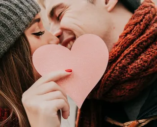 Solteiro no Dia dos Namorados? Veja três simpatias para atrair o amor