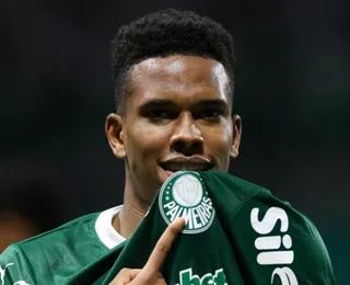 Técnico do Chelsea se declara para Estevão; veja
