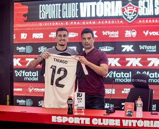 Thiago Couto é apresentado no Vitória e promete brigar pela titularidade