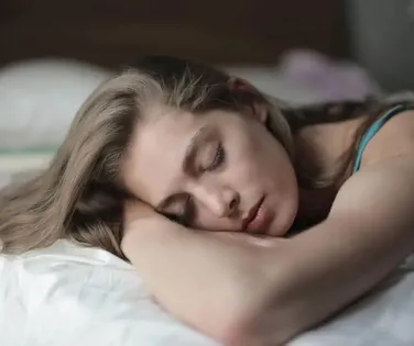 Quem dorme após as 22h pode perder 'janela de ouro', diz médica - Imagem
