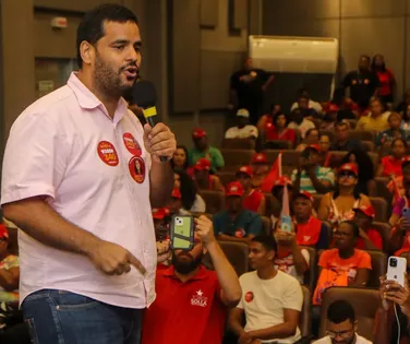 Votação histórica elege Tássio Brito como presidente do PT Bahia - Imagem