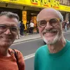 Casado com um homem, Marcos Caruso nega ser gay: "Diferença" - Imagem
