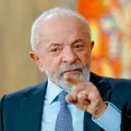 Lula criará comitê para discutir medidas contra tarifaço de Trump imagem