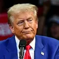 AtlasIntel: tarifa contra Brasil faz rejeição a Trump disparar imagem