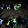Bolsonaro no STF: bolsonaristas fazem vigília antes de julgamento imagem