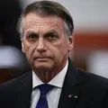 Bolsonaro deve cumprir pena em prisão domiciliar imagem