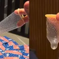 Camisinha texturizada dá prazer? Especialista responde imagem