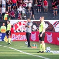 Carille prega "respeito" após superar crise de 700 minutos no Vitória imagem