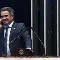 Ciro Nogueira encontrou Lula e ofereceu afastar PP de Flávio imagem