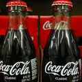 Coca-Cola do Brasil é mais saudável que a dos EUA? Nutricionista responde imagem