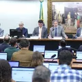 Comissão da Câmara aprova isenção de Imposto de Renda para R$ 5 mil imagem