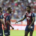 Cria e finaliza! Meio-campo do Bahia vive fase artilheira na temporada imagem