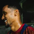 Desfalques abrem espaço e Rezende surge como coringa para Ceni no Bahia imagem