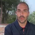 Mesmo nos EUA, Eduardo Bolsonaro usa verba para alugar carro no Brasil imagem