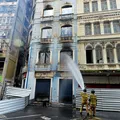 Prédio desaba no Comércio após incêndio; veja o que diz a Codesal imagem