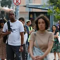 Falta homem no Brasil? Mulheres são maioria da população do país imagem