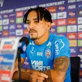 Vai jogar? Gilberto revela disposição para atuar em Confiança x Bahia imagem