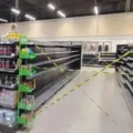 Grande rede de supermercados anuncia fechamento de loja e faz liquidação relâmpago imagem