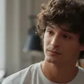 Homem de saia em Vale Tudo: veja famosos que desafiam estereótipos imagem