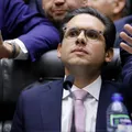 Hugo Motta manda duro recado após tomar mesa da Câmara imagem