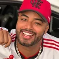 Hytalo Santos é preso após denúncia de 'adultização'; veja vídeo da prisão imagem