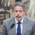 IR: projeto que amplia isenção para R$ 5 mil avança na Câmara imagem