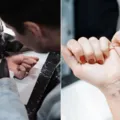 Igreja evangélica faz tatuagem em fiéis e é detonada: "Fim dos tempos" imagem