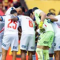 Bahia: meio-campista treina normalmente e volta a ser opção para Ceni imagem