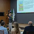 Ministro revela estratégia do Brasil para evitar tarifaço de Trump imagem