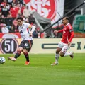 Na estreia de Carille, Vitória perde para o Internacional no Beira-Rio imagem