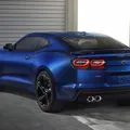 Novo Camaro chega para desafiar o Mustang e promete ótimo desempenho imagem