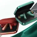 Novo fone chinês promete tradução simultânea por IA “perfeita" imagem