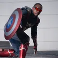 Novo líder dos Vingadores surpreende fãs e não é o Capitão América imagem
