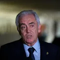 Otto Alencar: inquérito da PF mostra provas 'contundentes' da obstrução de Bolsonaro imagem