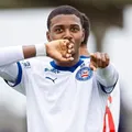 Roger faz golaço e Bahia goleia na estreia da Copa do Nordeste Sub-20 imagem