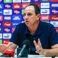 Rogério Ceni revela preocupação no Bahia após "chutes inofensivos" imagem