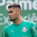 Seleção perde mais um por lesão e meia do Palmeiras é convocado imagem