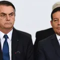 Tarifa dos EUA acirra racha entre Bolsonaro e Mourão imagem