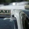 Taxista cobra R$ 30 mil de argentino por viagem de R$ 30: "Gorjeta" imagem