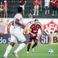 Vitória segura ataque rival e vive fase sólida na zaga imagem